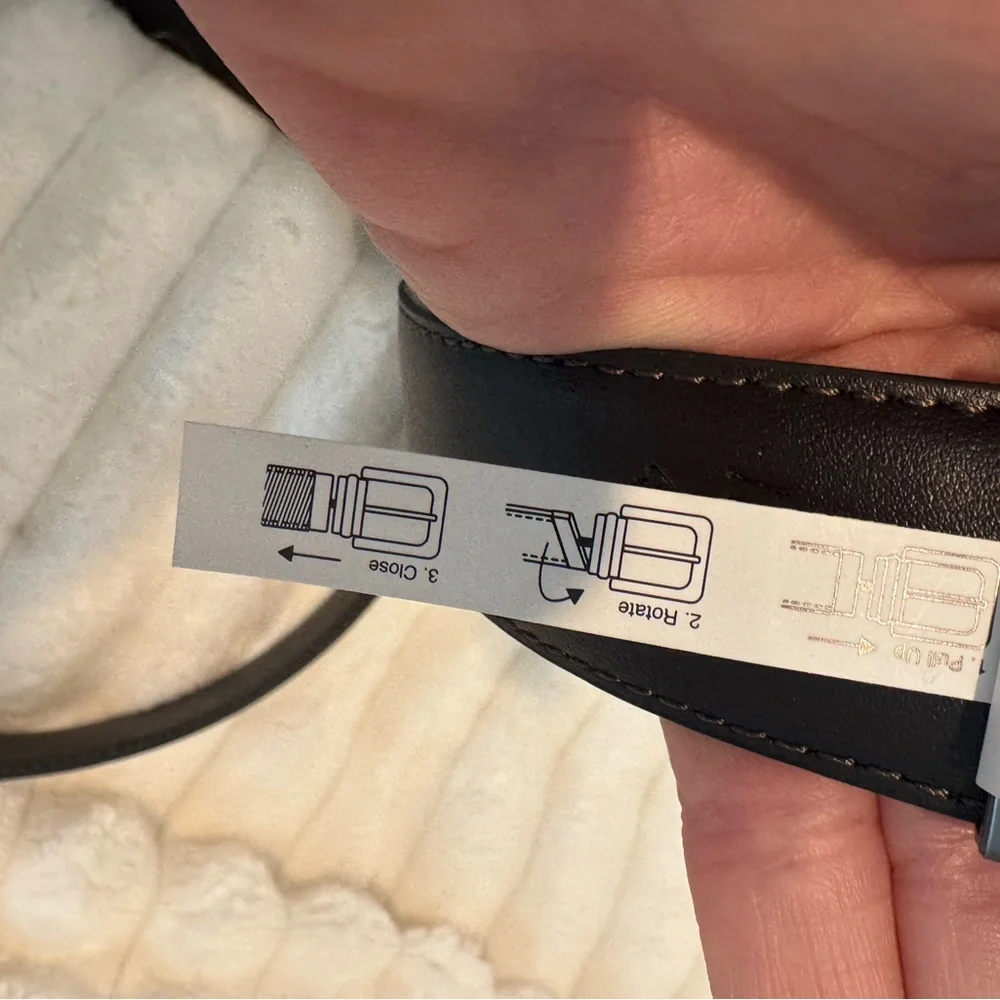 Steve Madden Men's Casual Leather Belt Black/Brown 42 Inch NEW